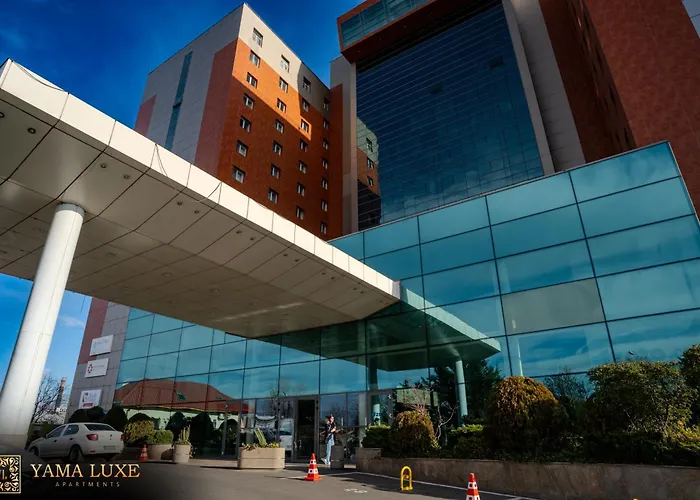 Yamaluxe Apartments - Pink & Gold With Many Facilities Bucureşti